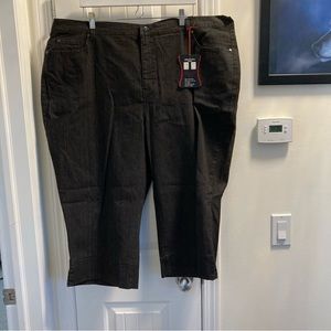 Simon Chang Black Capris - NWT